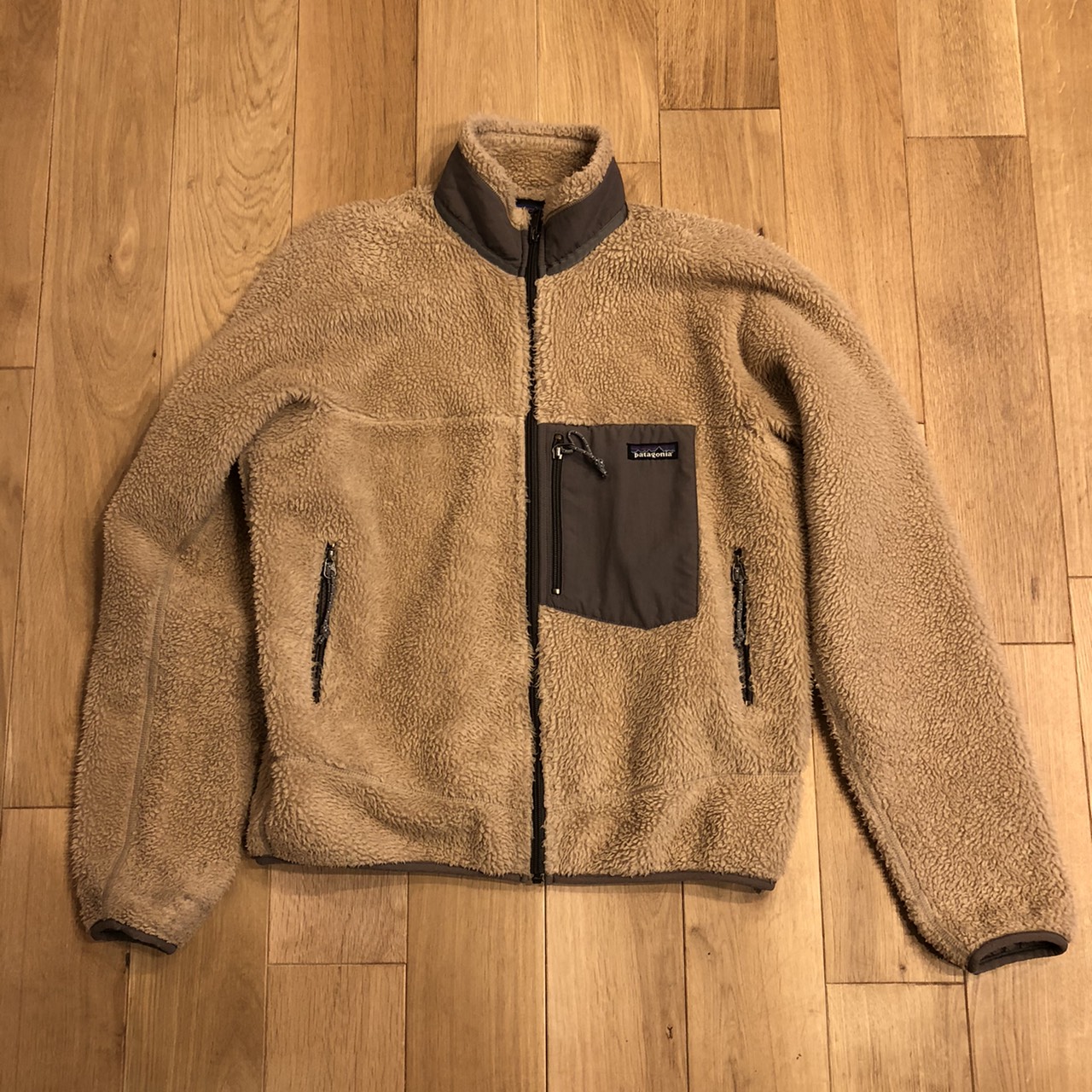 Patagonia レトロⅩ ナチュラル ブラウン Sサイズファッション - www.haneru.net